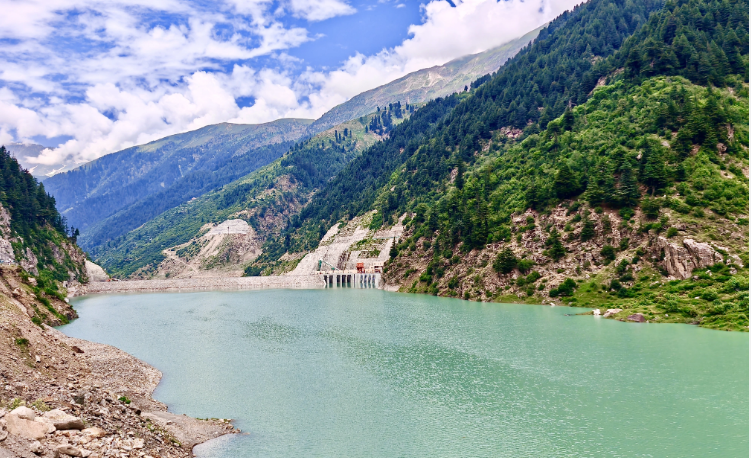 中巴經(jīng)濟走廊綠地水電投資項目—巴基斯坦SK水電站首臺機組并網(wǎng)發(fā)電